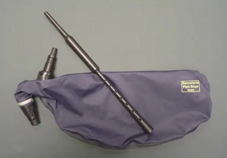 McCallum Bagpipes; Practice chanter and goose combination McCallum Bagpipes; Practice chanter and goose combination