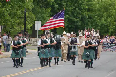 Memorial-Day-Parade-2016.webp