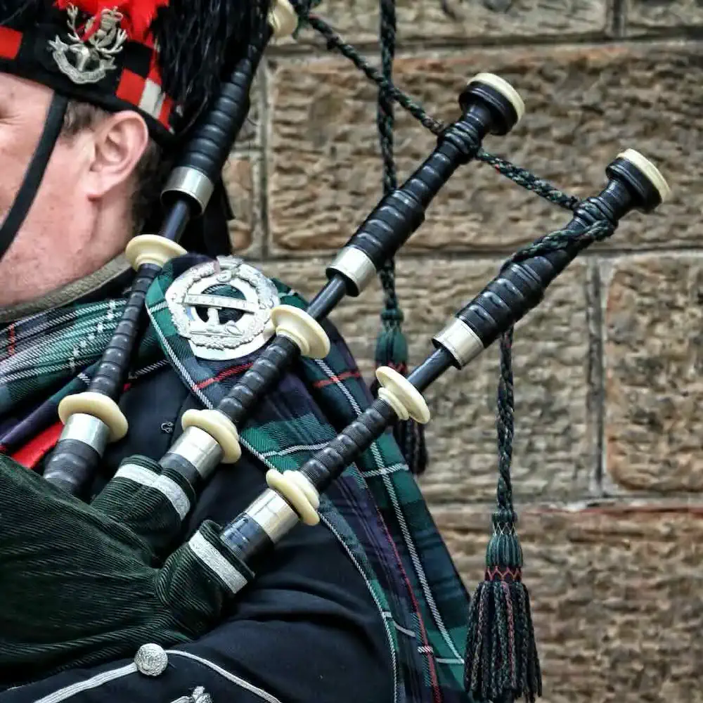 An illustrative close-up of bagpipes from the editorial library; not Robin Alderslowe or the Mumbai journey.