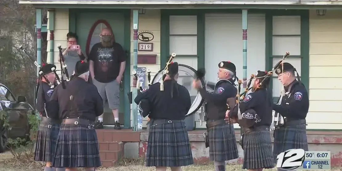 Sherman couple in quarantine get special surprise from their neighbors