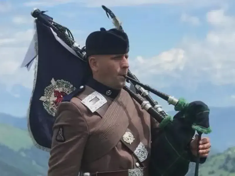 Surgeons had to break man's rib cage to cut out tumour the size of a grapefruit