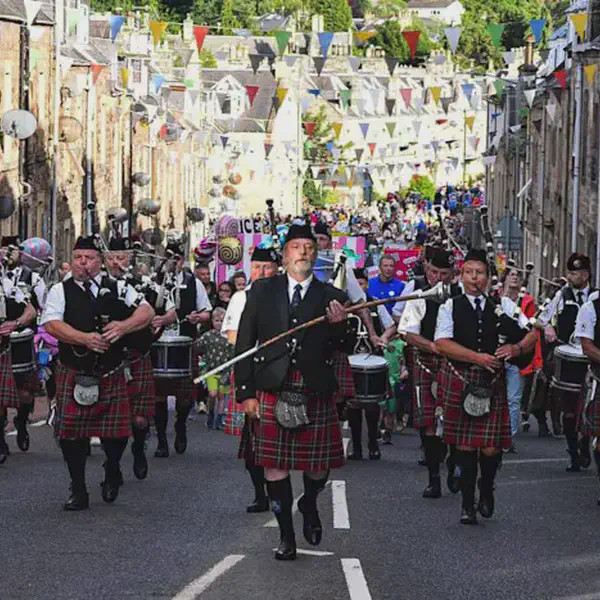 Historic Borders pipe band facing challenges in recruiting new players | ITV News