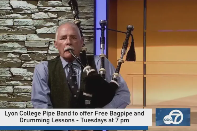 Lyon College offers free bagpipe lessons to keep Scottish heritage alive