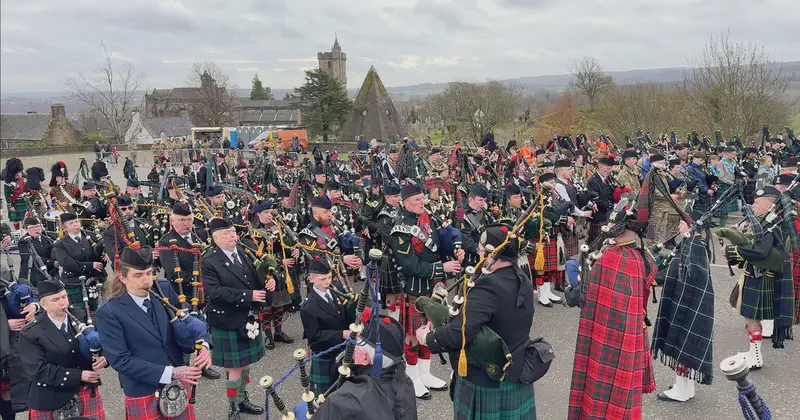 Highland Cathedral - Bagpipes meet Military drum ❤️ - YouTube