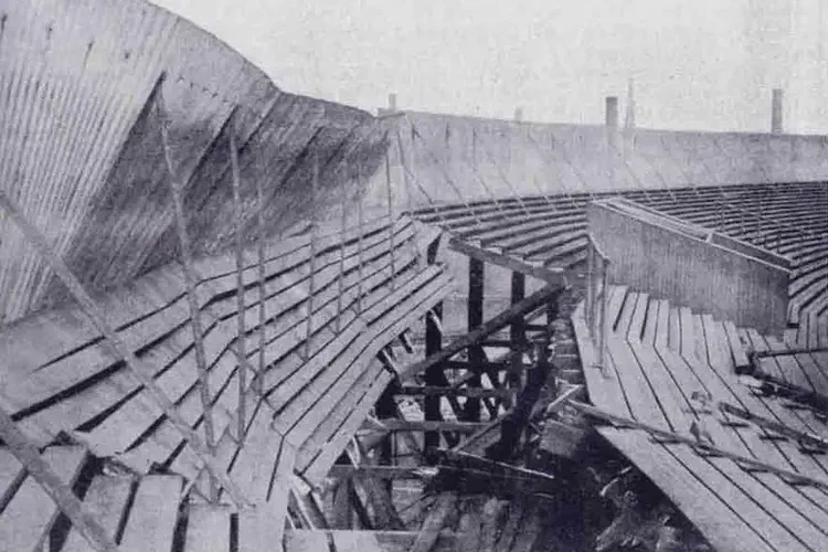 Disaster at English-Scottish football match at Ibrox Stadium when part of the flooring collapsed, killing 20, and injuring 200.