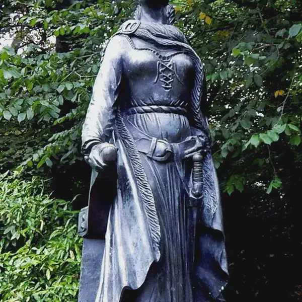 English expedition sets out from Galway to kill pirate queen, Grace O'Malley