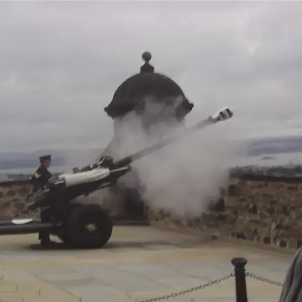 One O'Clock gun fired for the first time from Edinburgh Castle